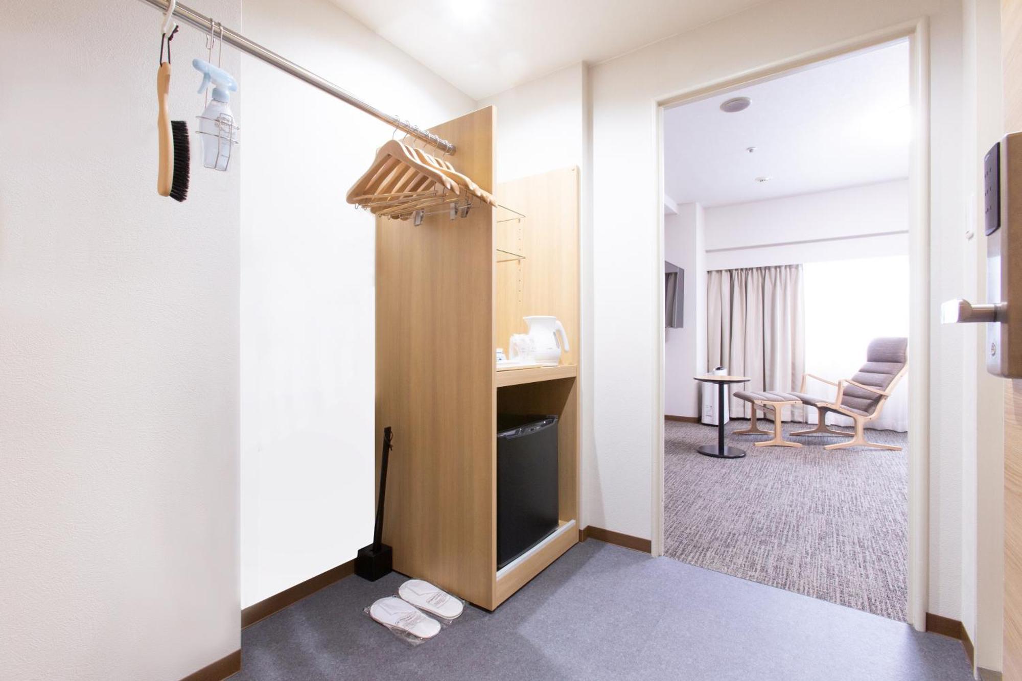 Toyama Chitetsu Hotel Экстерьер фото